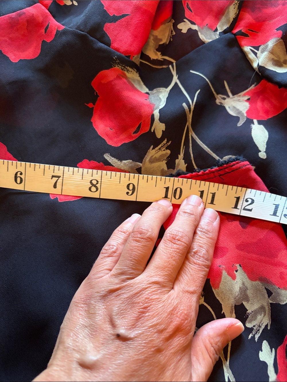 La Belle Black A-Line Midi Skirt with Red Rose Print - Picture 7 of 10